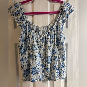 Floral Blue and White Women's Top cropped